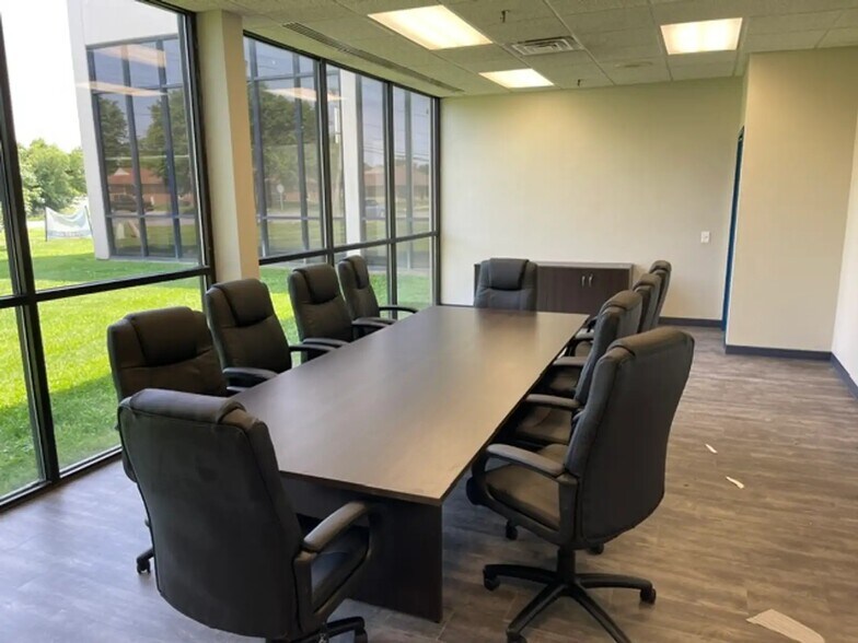 More Photos Of 3100 W 2nd St, Owensboro Healthcare For Lease