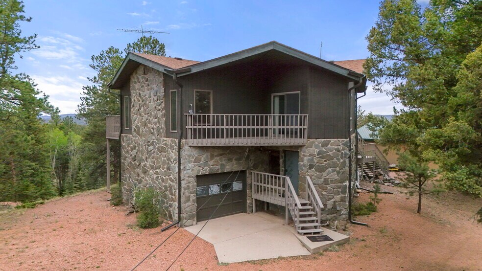 More Photos Of 247 Pinewood Rd, Florissant Specialty For Sale
