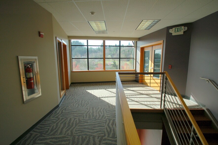 More Photos Of 19980 10th Ave NE, Poulsbo Storefront Retail Office For Sale