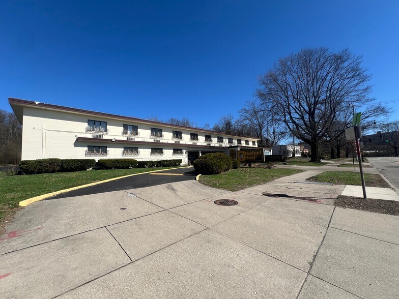 More Photos Of 3356 Central Pky, Cincinnati Land For Sale