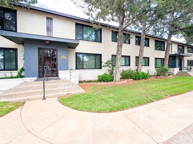 More Photos Of 1306 W Wall St, Midland Office For Lease