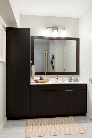 More Photos Of 180 Kellogg Blvd E, Saint Paul Apartments For Lease