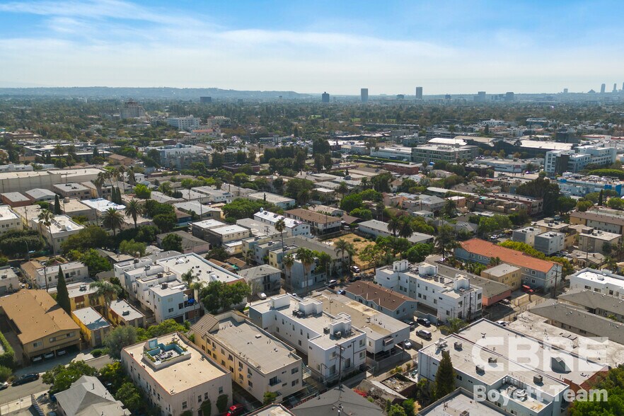More Photos Of 5933 Barton Ave, Los Angeles Apartments For Sale