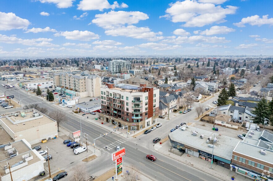 More Photos Of 1406 Centre St NE, Calgary Apartments For Sale