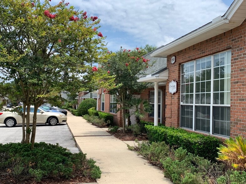 More Photos Of 6817 Southpoint Pky, Jacksonville Medical For Lease