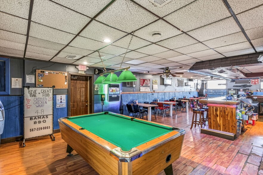 More Photos Of 297 N Main St, Dunkirk Bar For Sale
