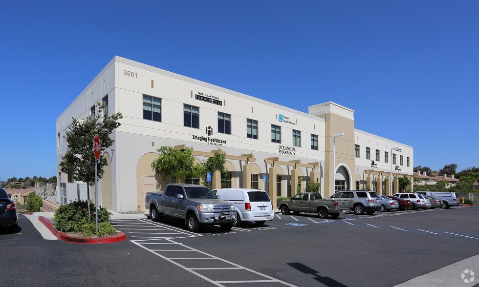 Primary Photo Of 3601 Vista Way, Oceanside Medical For Sale