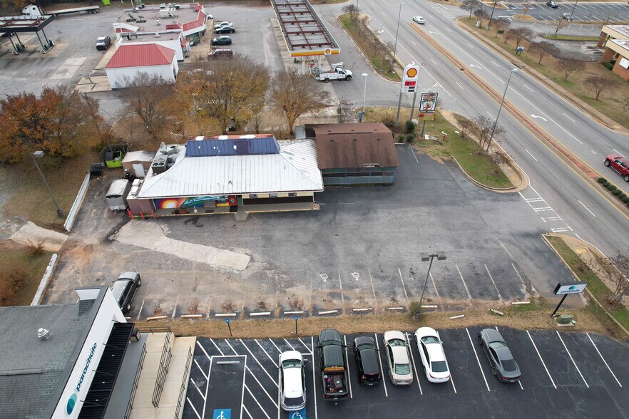 More Photos Of 1082 Highway 19 N, Thomaston Restaurant For Sale