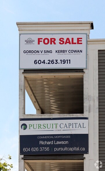 More Photos Of 477 Powell St, Vancouver Apartments For Sale