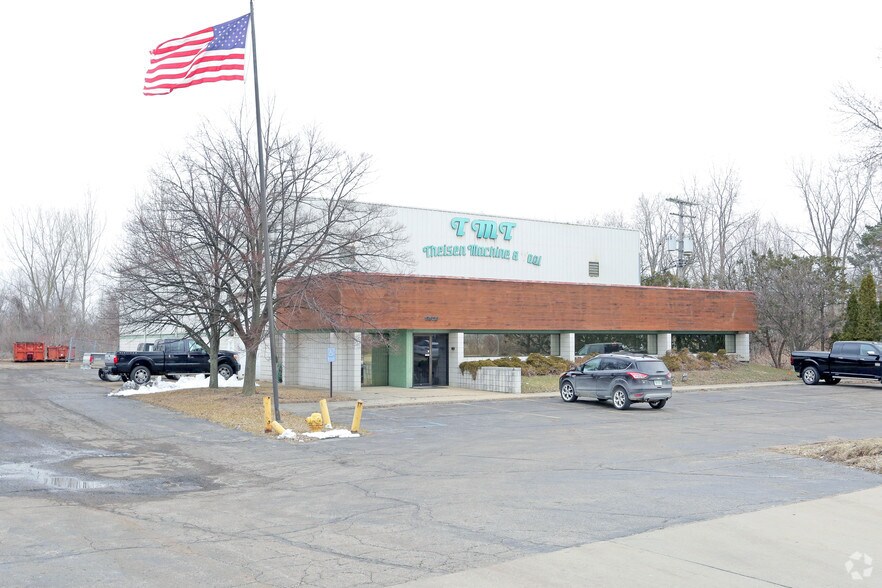 More Photos Of 17625 23 Mile Rd, Macomb Warehouse For Lease