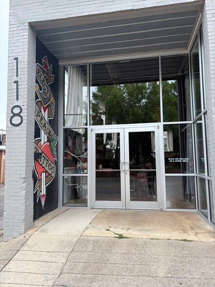 More Photos Of 118 W Vine St, Murfreesboro Freestanding For Sale