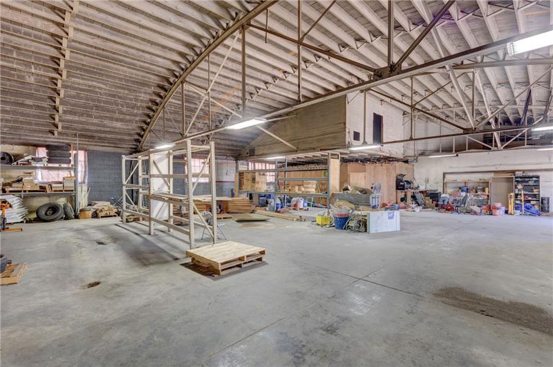 More Photos Of 6220-6226 Raytown Rd, Raytown Flex For Sale