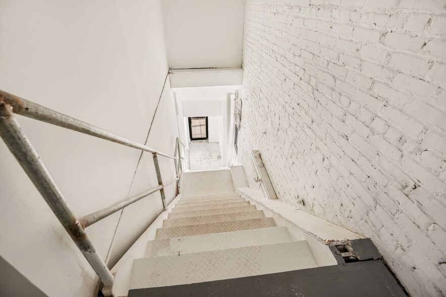 More Photos Of 400-408 3rd Ave, Brooklyn Storefront Retail Office For Lease