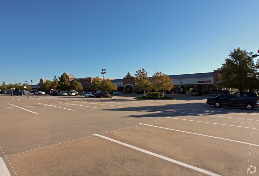 More Photos Of 6850 N Shiloh Rd, Garland Unknown For Lease