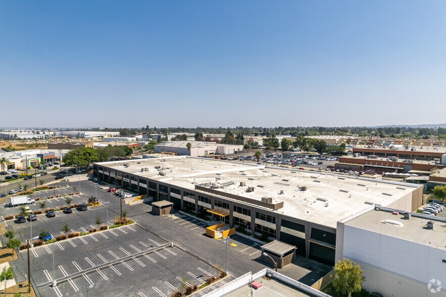 More Photos Of 2610-2660 Columbia St, Torrance Manufacturing For Lease