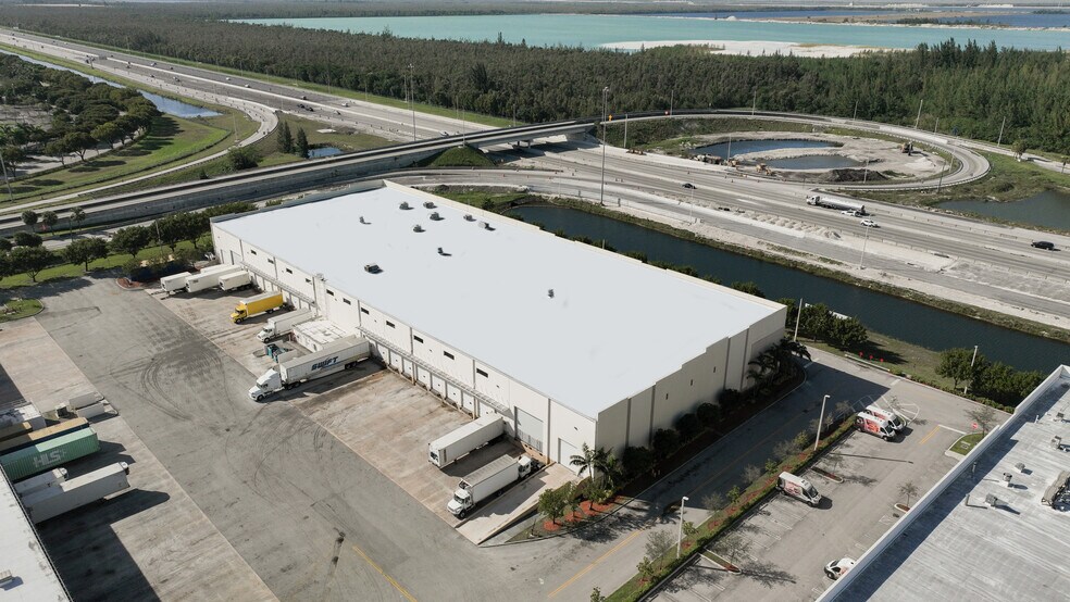 More Photos Of 11601 NW 107th St, Miami Warehouse For Lease