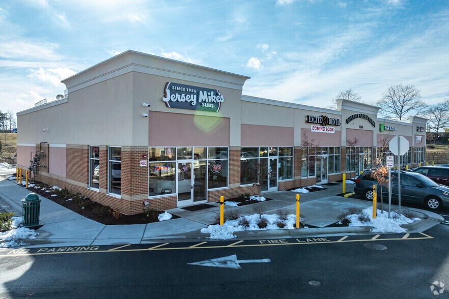 More Photos Of 3569 Russett Grn, Laurel Storefront Retail Office For Lease