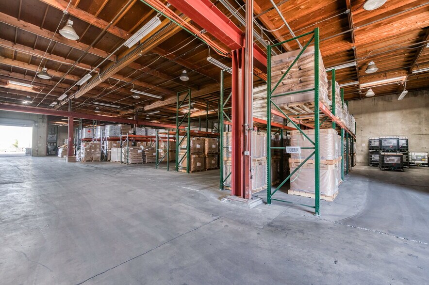 More Photos Of 5333 N Cornelia Ave, Fresno Warehouse For Sale