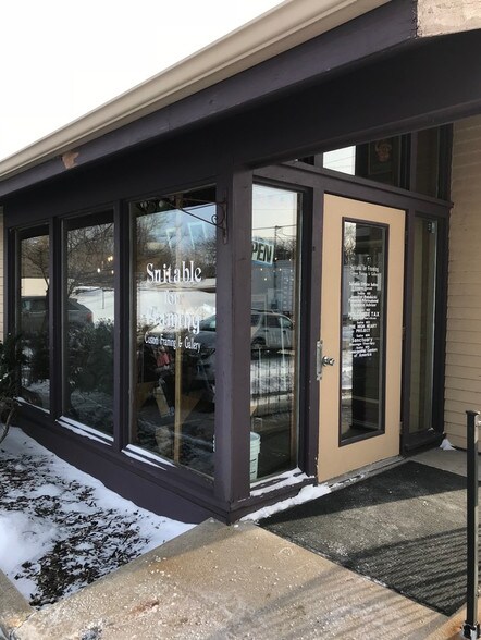 More Photos Of 529 Greene Ave, Green Bay Office For Lease