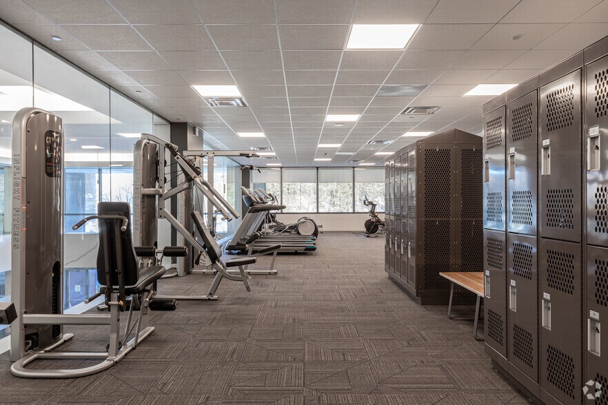More Photos Of 100 Enterprise Dr, Rockaway Office For Lease
