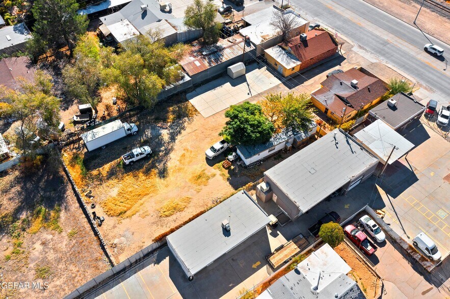 More Photos Of 3984 Doniphan Dr, El Paso General Retail For Sale