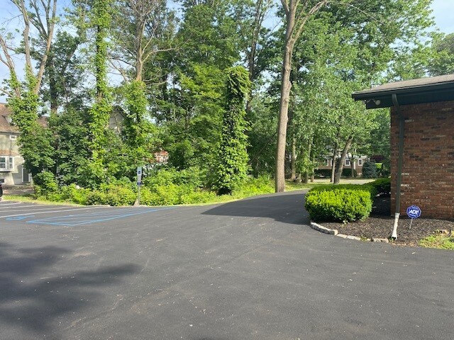 More Photos Of 198 North Ave E, Cranford Medical For Sale