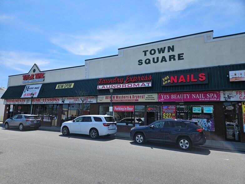 More Photos Of 3056-3068 Hempstead Tpke, Levittown Unknown For Lease