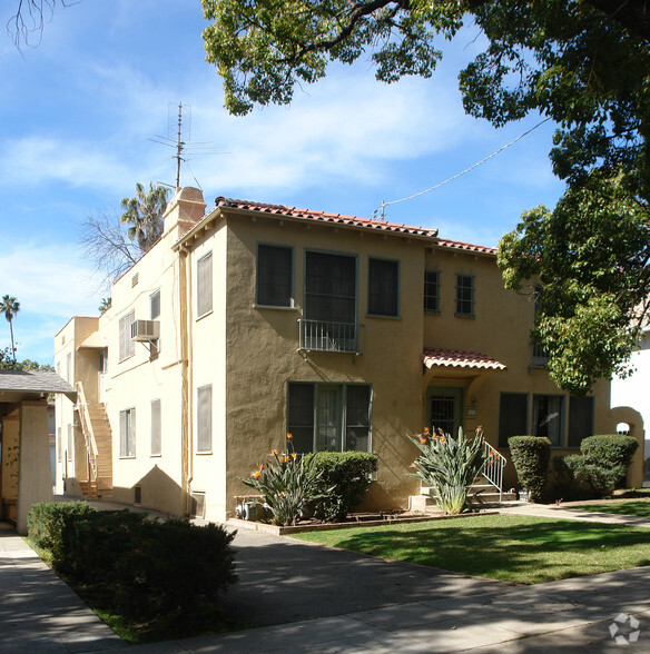 Primary Photo Of 141 N Bonnie Ave, Pasadena Apartments For Sale