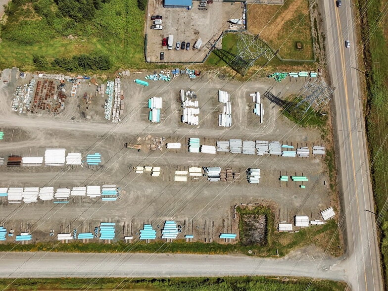 More Photos Of 164 W Smith Rd, Bellingham Distribution For Sale