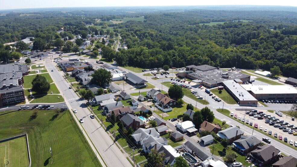 More Photos Of 1915 State St, Chester Manufacturing For Sale