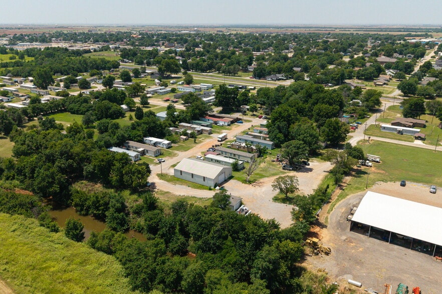 More Photos Of 603 S 3rd St, Kingfisher Manufactured Housing Mobile Home Park For Sale