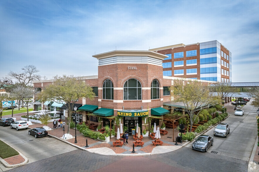 More Photos Of 2245 Texas Dr, Sugar Land Office For Lease