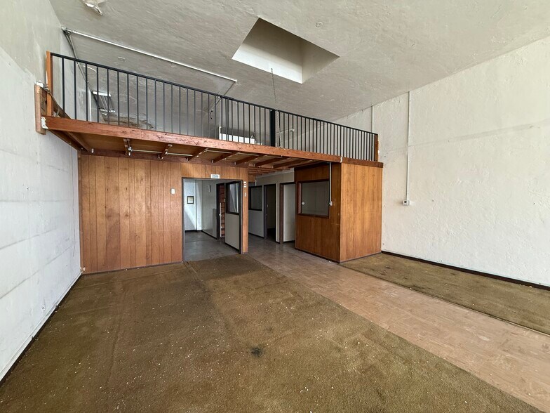 More Photos Of 1156 San Carlos Ave, San Carlos Storefront For Lease