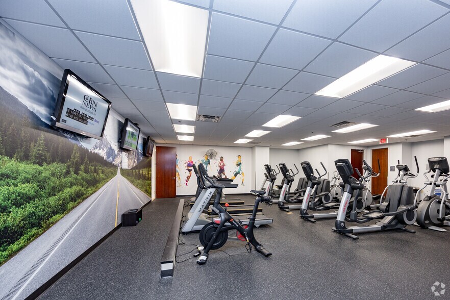 More Photos Of 210 Interstate N Pky SE, Atlanta Unknown For Lease