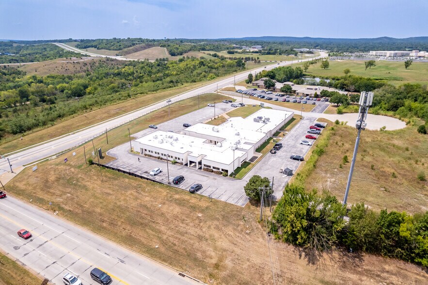 More Photos Of 3604-3606 N Martin Luther King Jr Blvd, Tulsa Medical For Lease