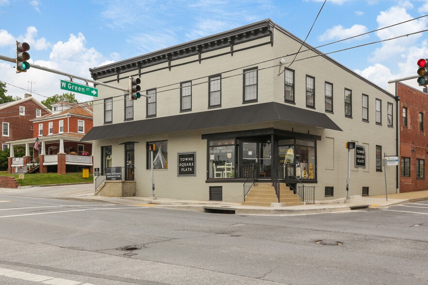 Primary Photo Of 28 Liberty St, Westminster Apartments For Lease