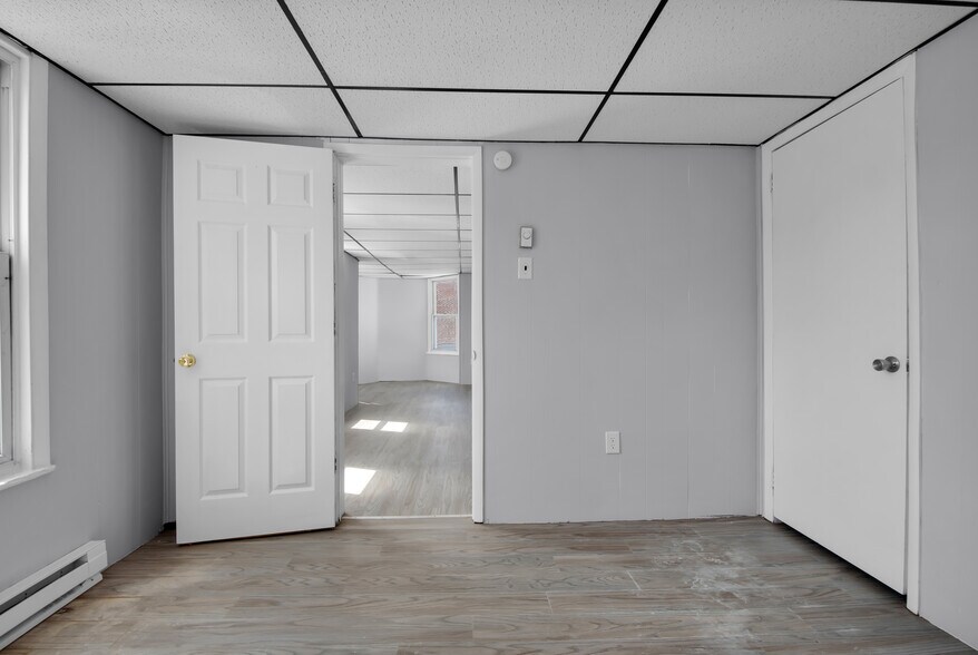 More Photos Of 52 W Ludlow St, Summit Hill Apartments For Sale