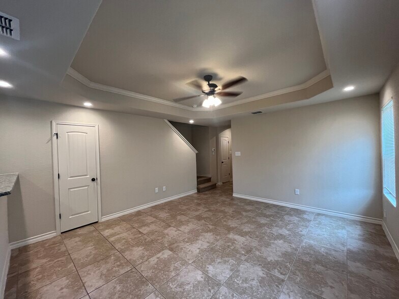 More Photos Of 6306 Luglio Ln, San Antonio Apartments For Sale