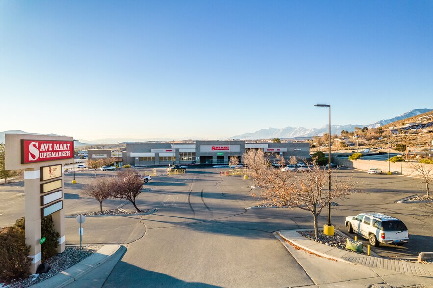 More Photos Of 4348 S Carson St, Carson City Supermarket For Lease