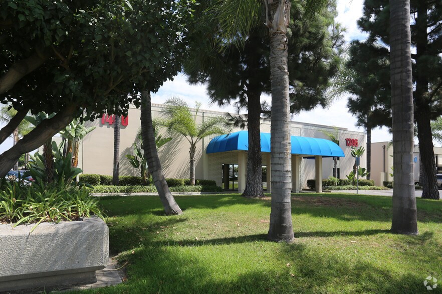 More Photos Of 600 S Jefferson St, Placentia Unknown For Lease