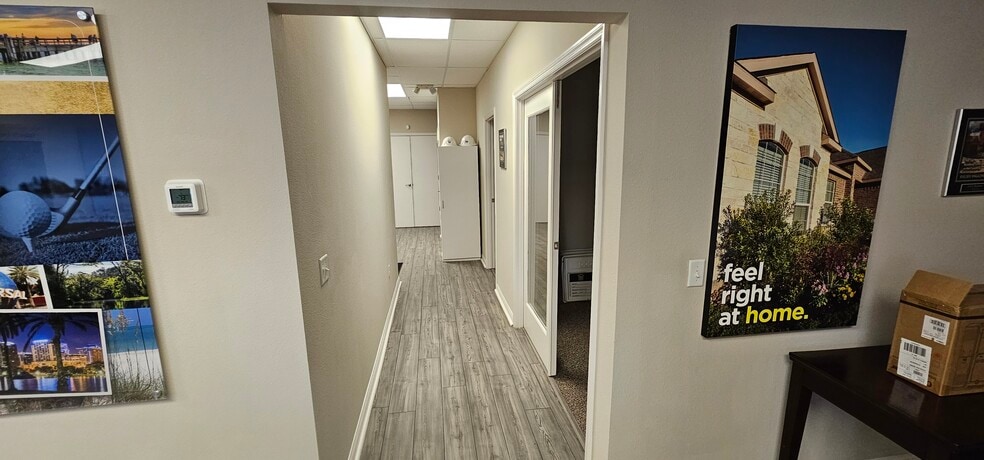 More Photos Of 1209 Saxon Blvd, Orange City Freestanding For Lease