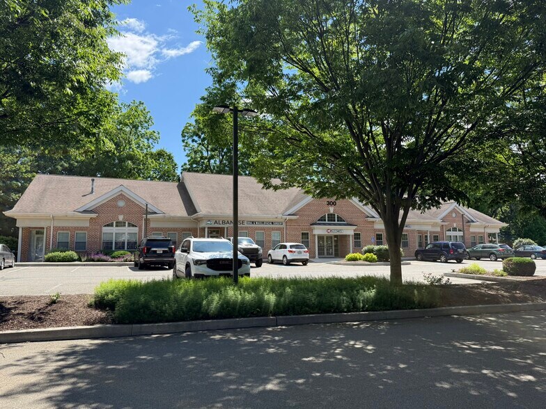 More Photos Of 300 Old Forge Ln, Kennett Square Medical For Lease