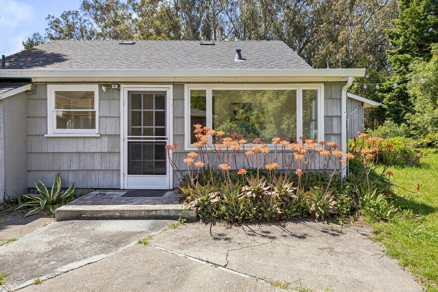 More Photos Of 1650 Stage Rd, Pescadero Specialty For Sale