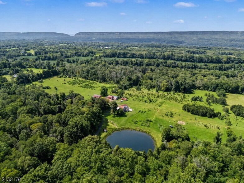 More Photos Of 21 Frontage Rd, Blairstown Specialty For Sale