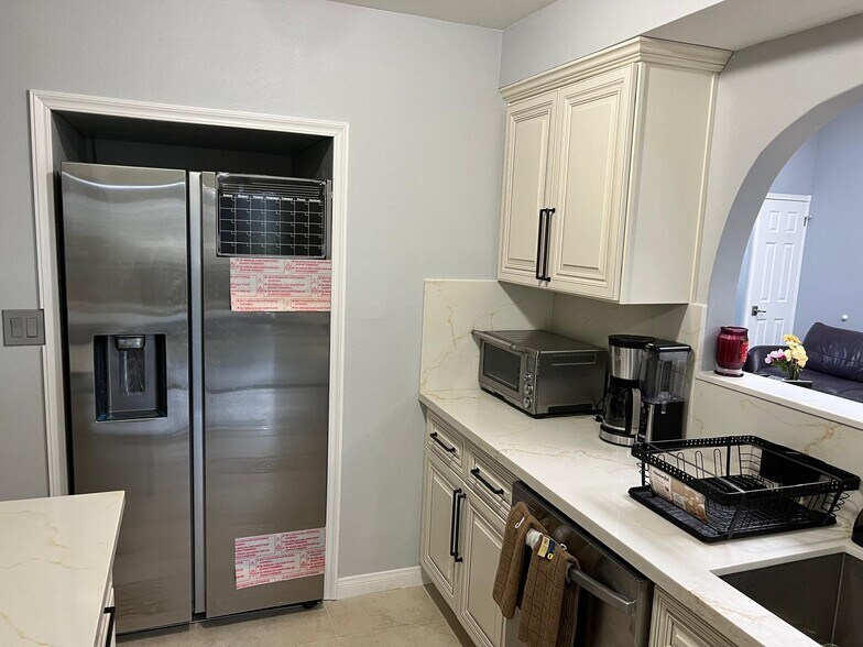 More Photos Of 12701 Darla Ave, Granada Hills Rehabilitation Center For Sale