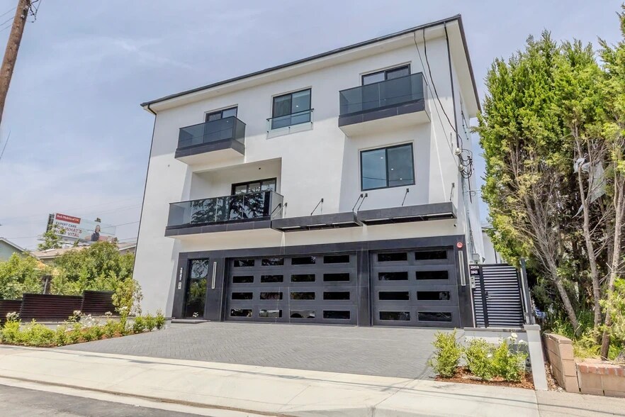 Primary Photo Of 2941 Mary St, La Crescenta Apartments For Sale