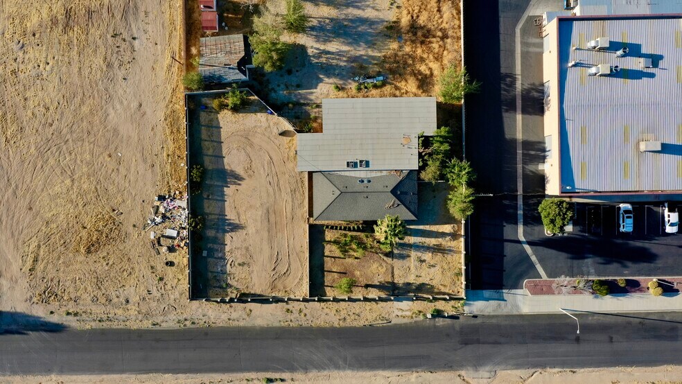 More Photos Of 15224 Bonanza Rd, Victorville Freestanding For Sale