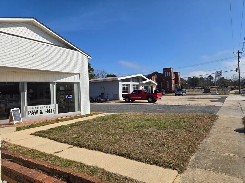 More Photos Of 127 S Main St, Norwood Auto Repair For Sale