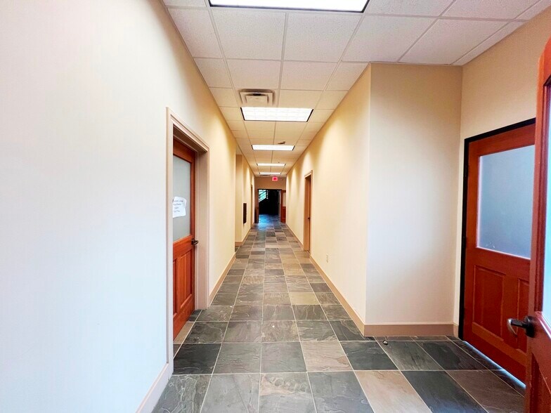 More Photos Of 3620 Swiftwater Park Dr, Suwanee Loft Creative Space For Sale