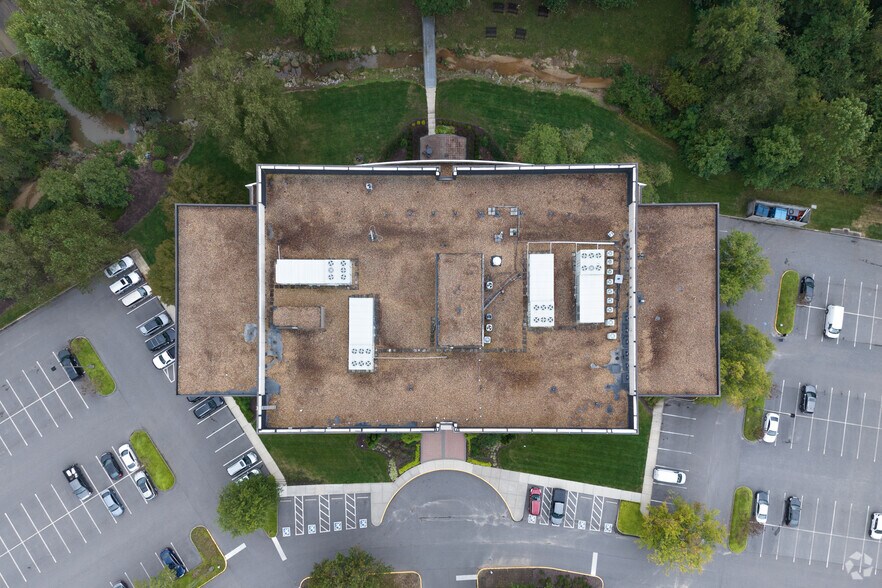 More Photos Of 7501 Boulder View Dr, North Chesterfield Unknown For Lease